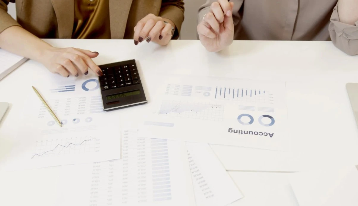 Siklus Akuntansi Perusahaan Dagang dan Jasa